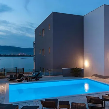 Luxury Villa Aria, Apartment Trogir Exteriör bild