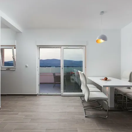 Luxury Villa Aria, Apartment Trogir Exteriör bild