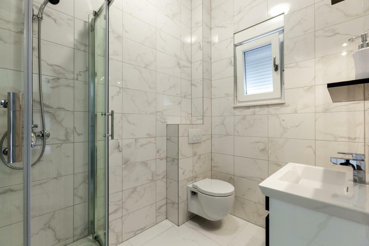 Luxury Aria, Apartment